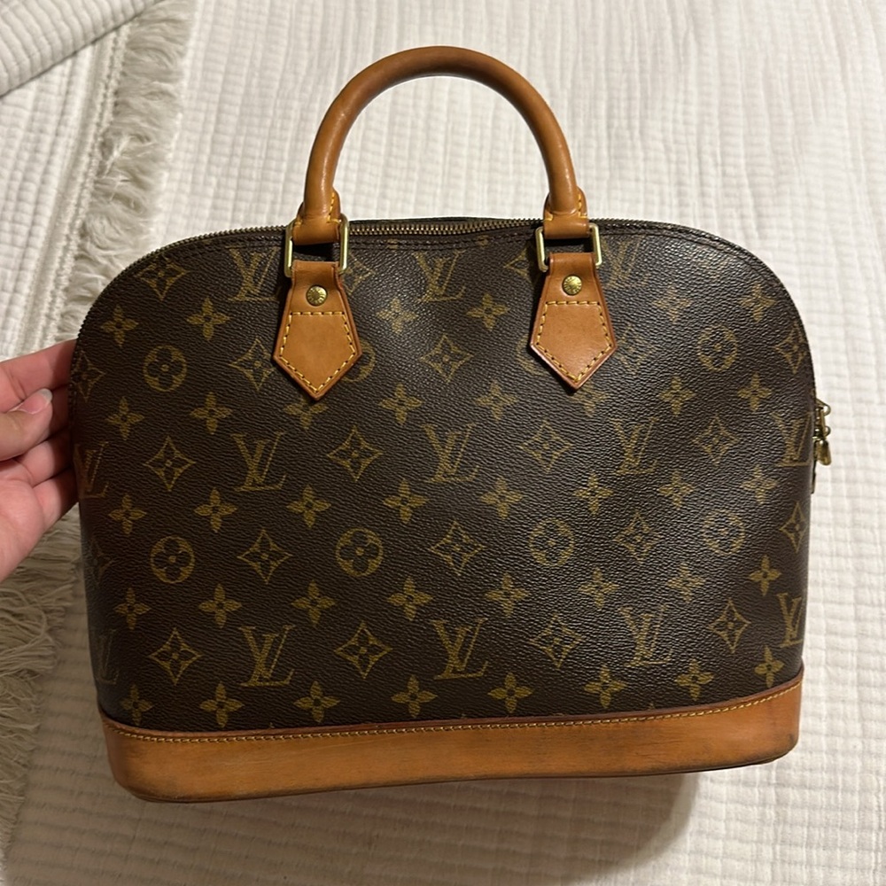 Vintage Louis Vuitton Alma PM